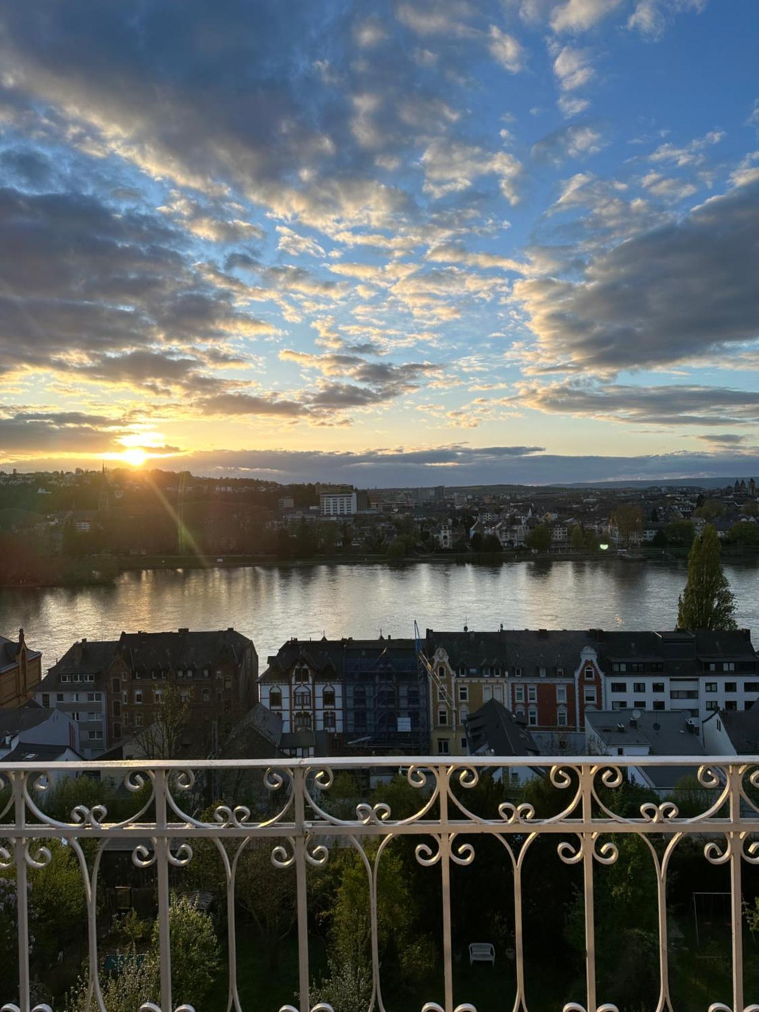 Appartement -residenz Josephine- Atemberaubender Rheinblick Bis Zum Deutschen Eck *